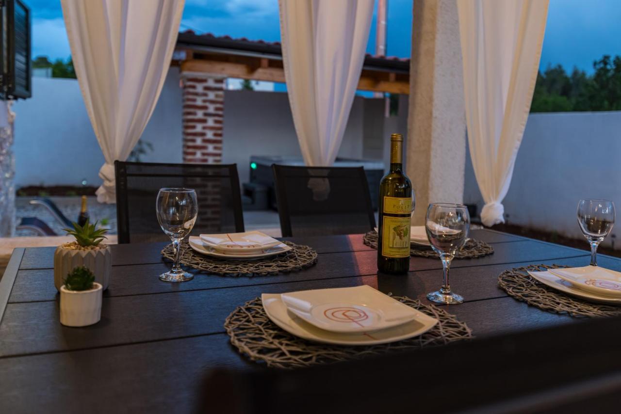 Holiday Home Figurica Novigrad  Exterior foto